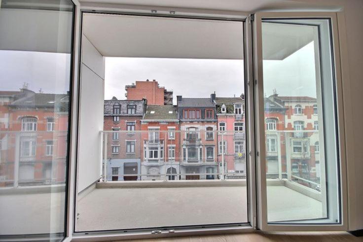 Superbe Appartement Neuf Et Moderne A Лиеж Екстериор снимка