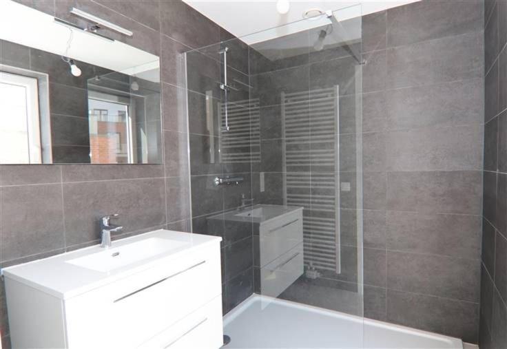 Superbe Appartement Neuf Et Moderne A Лиеж Екстериор снимка